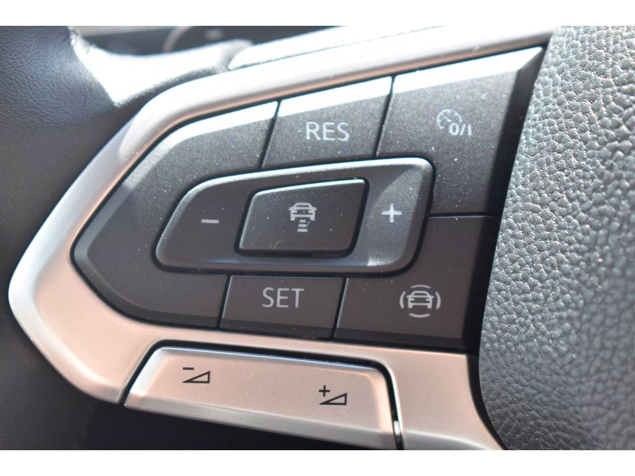 Volkswagen Golf  1.0 eTSI OPF 110 DSG7 Life Plus occasion - Photo 22