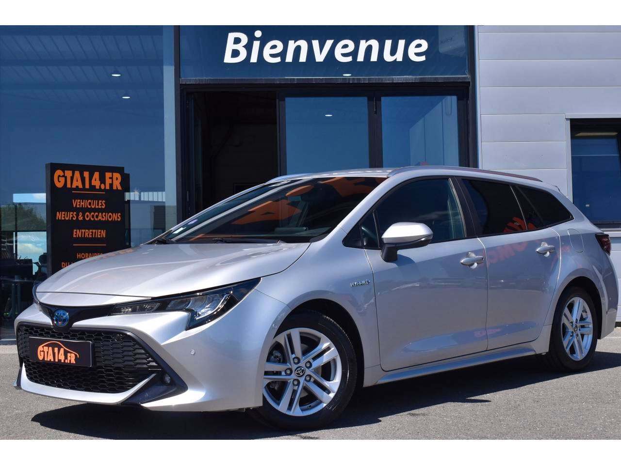 Toyota Corolla Touring Sport  Hybride 122h CVT Dynamic Business occasion - Photo 1