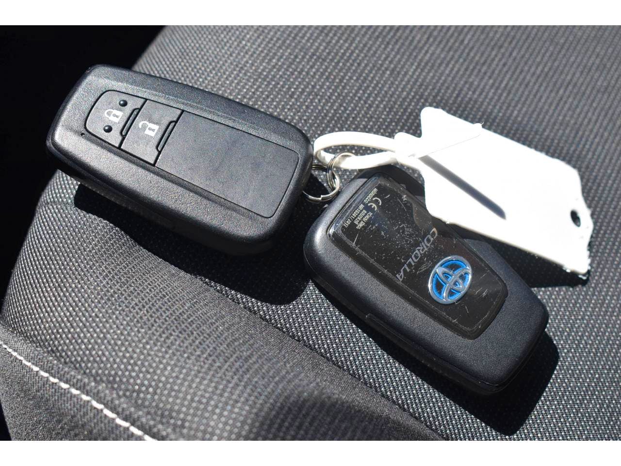 Toyota Corolla Touring Sport  Hybride 122h CVT Dynamic Business occasion - Photo 31