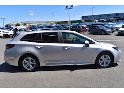 Toyota Corolla Touring Sport  Hybride 122h CVT Dynamic Business occasion - Photo 4