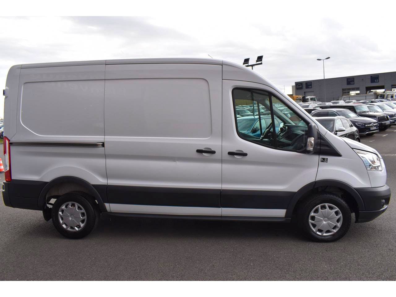 Ford Transit  T310 L2H2 2.0 TDCI 130 TREND BUSINESS occasion - Photo 4