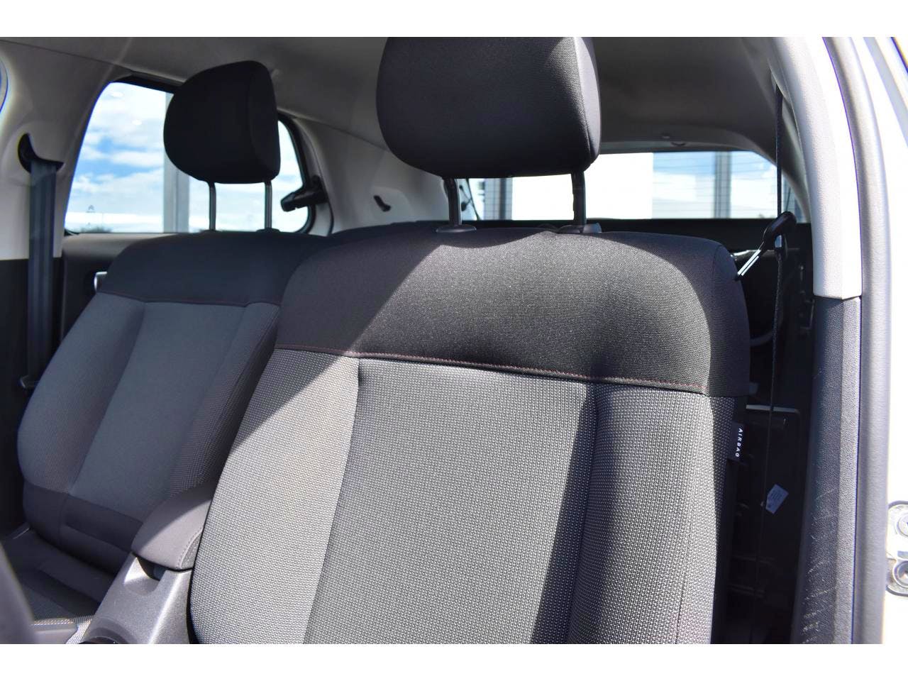 Citroën C4 Cactus  BLUEHDI 100 S&S BVM6 FEEL NAV occasion - Photo 15