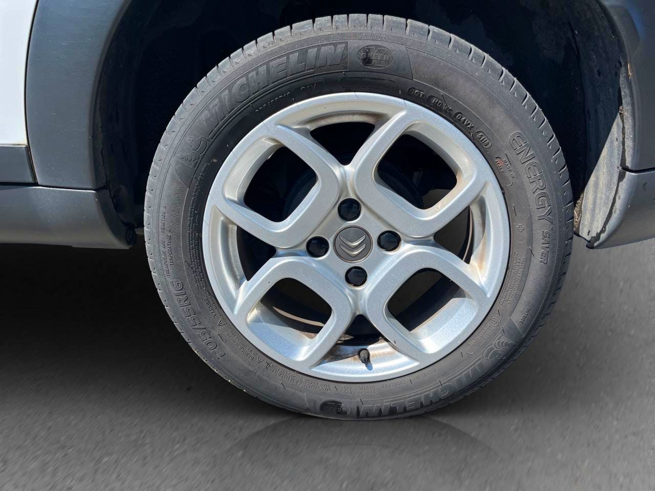 Citroën C4 Cactus  BLUEHDI 100 S&S BVM6 FEEL NAV occasion - Photo 4