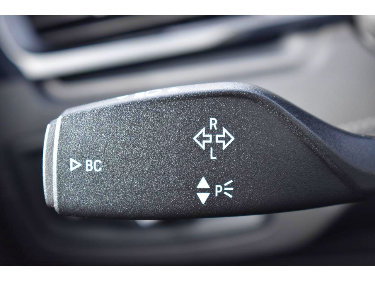 BMW X2  sDrive 18i 136 ch BVM6 F39 LOUNGE occasion - Photo 24