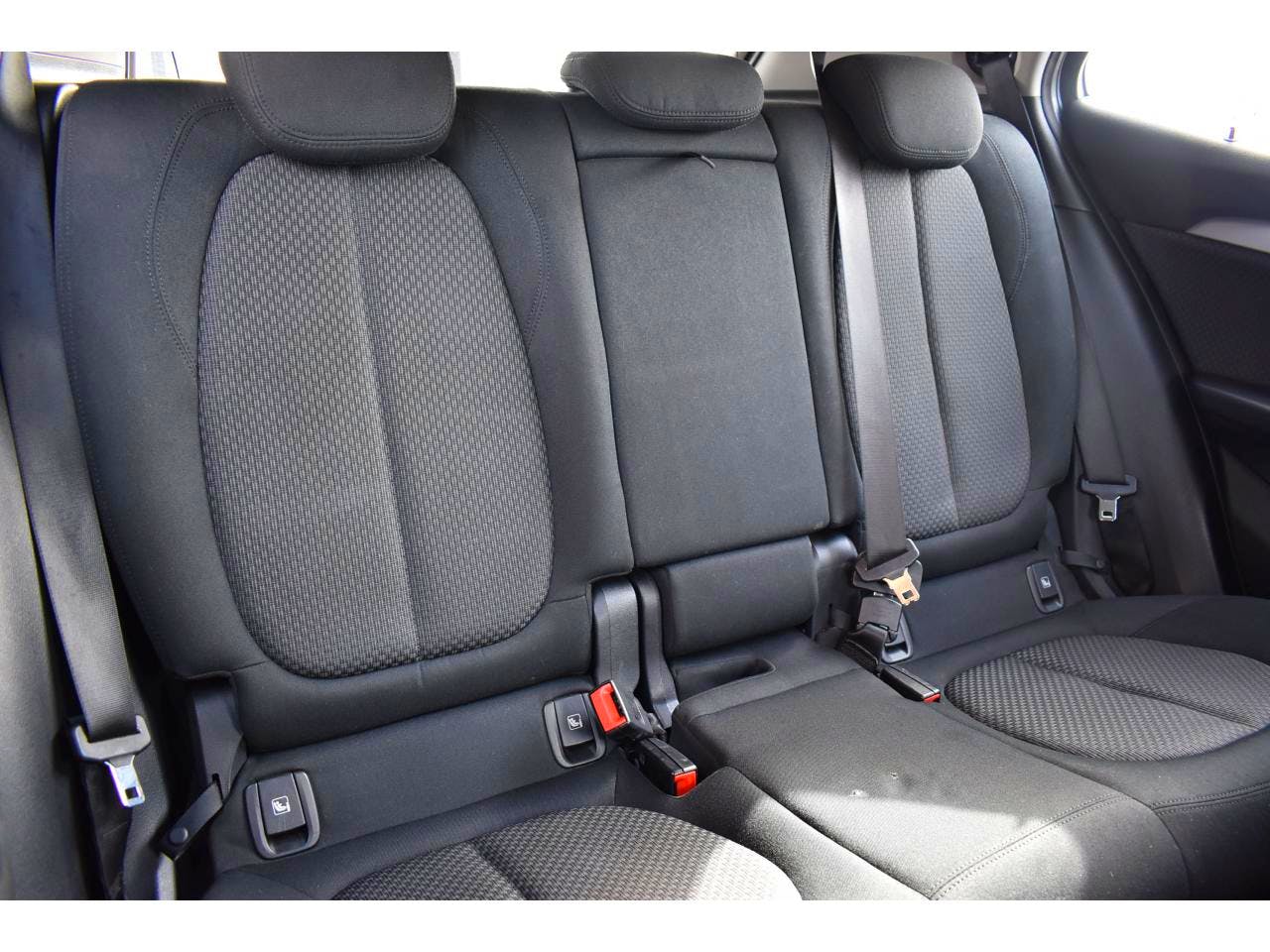 BMW X2  sDrive 18i 136 ch BVM6 F39 LOUNGE occasion - Photo 5