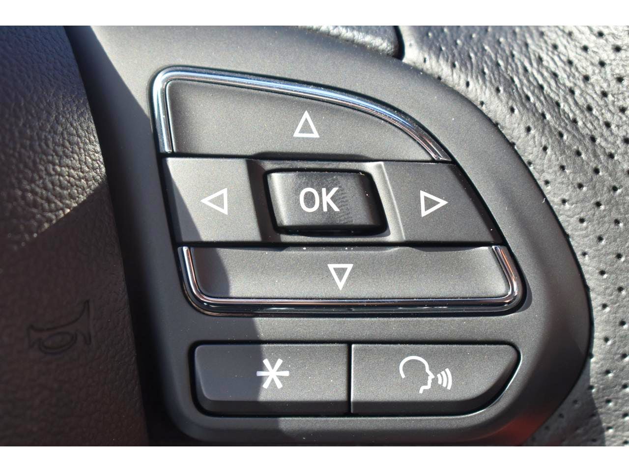 MG ZS  Autonomie Standard 51kWh - 130 kW 2WD Luxury occasion - Photo 24