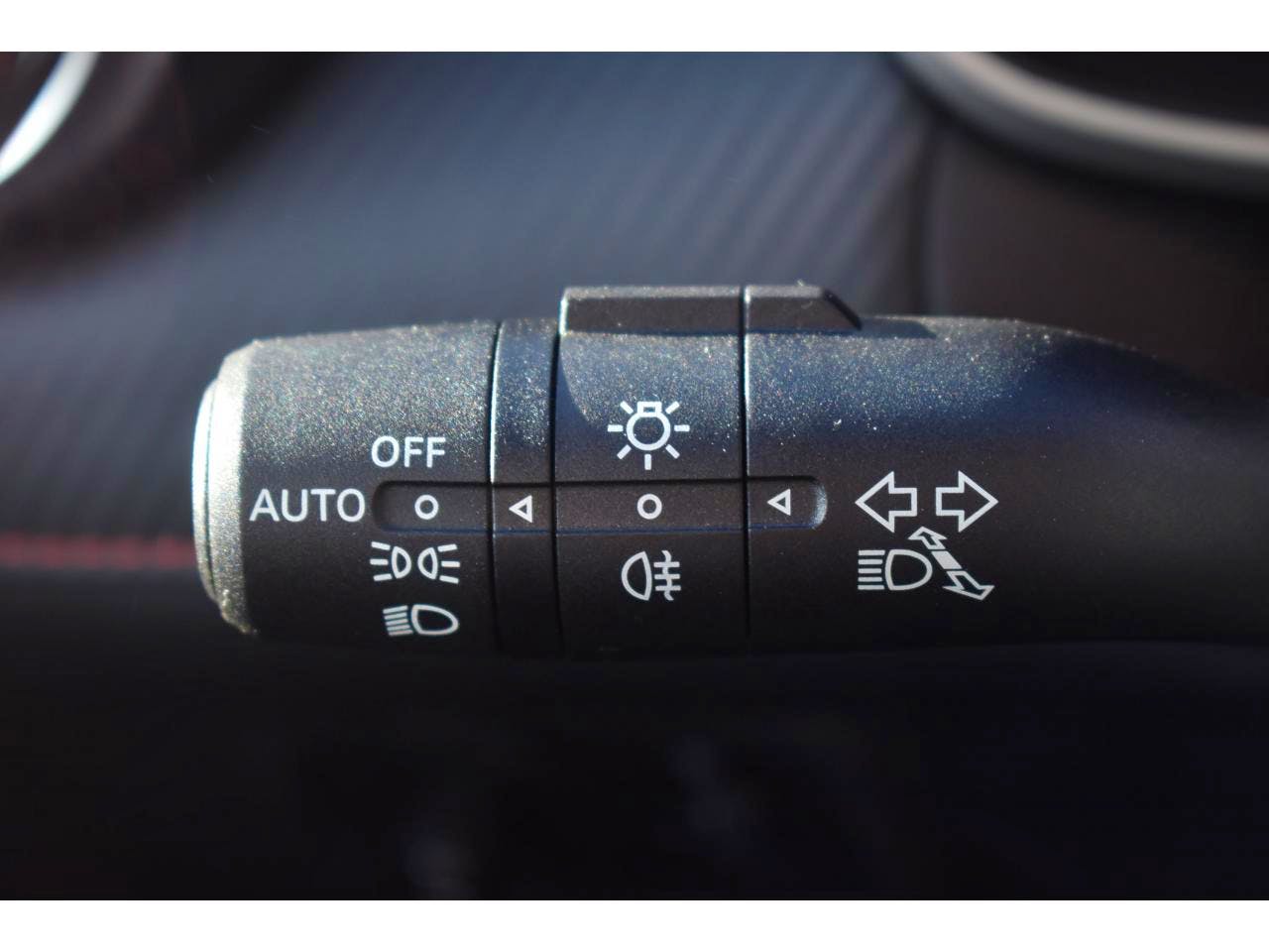 MG ZS  Autonomie Standard 51kWh - 130 kW 2WD Luxury occasion - Photo 25