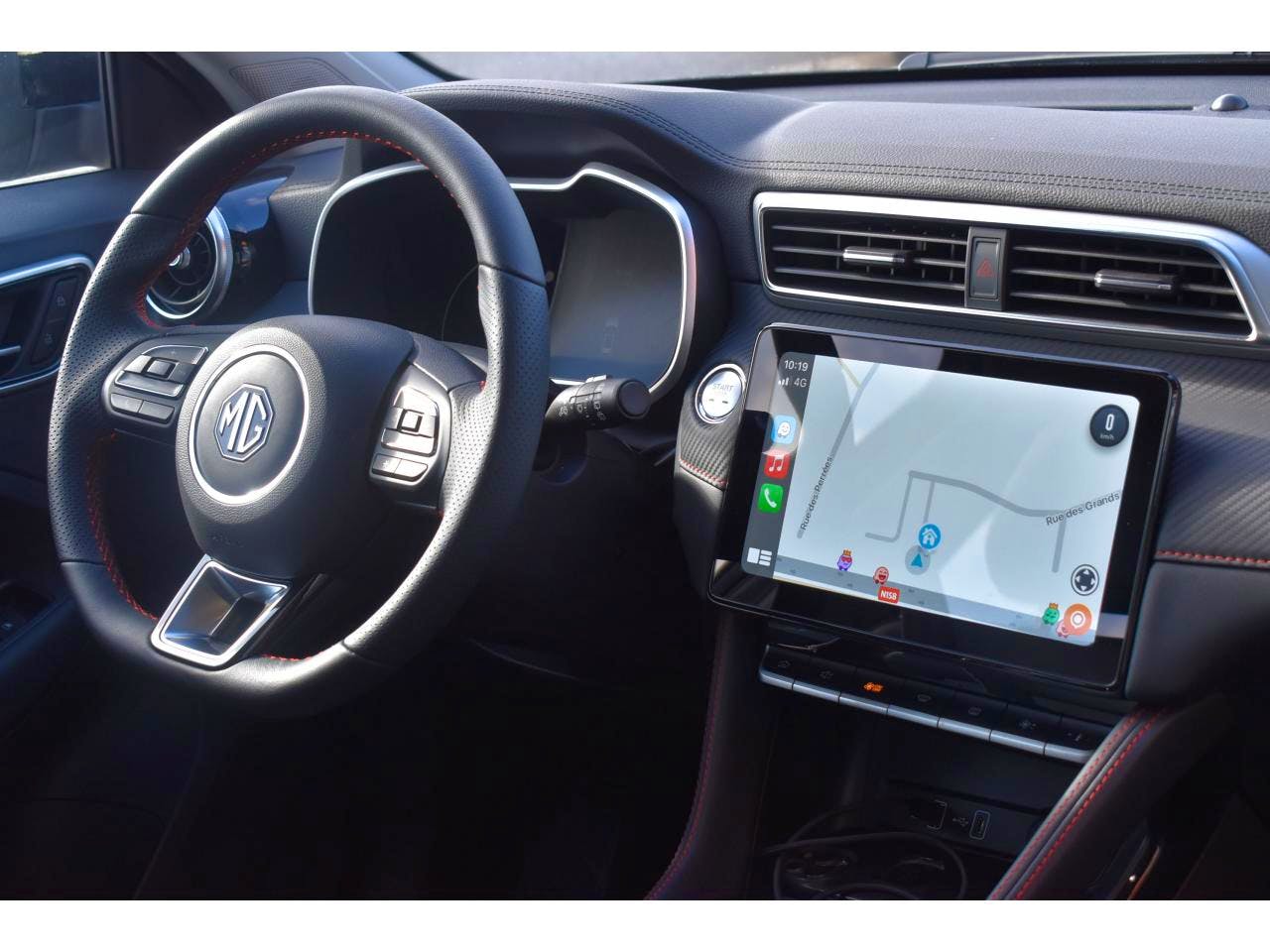 MG ZS  Autonomie Standard 51kWh - 130 kW 2WD Luxury occasion - Photo 6