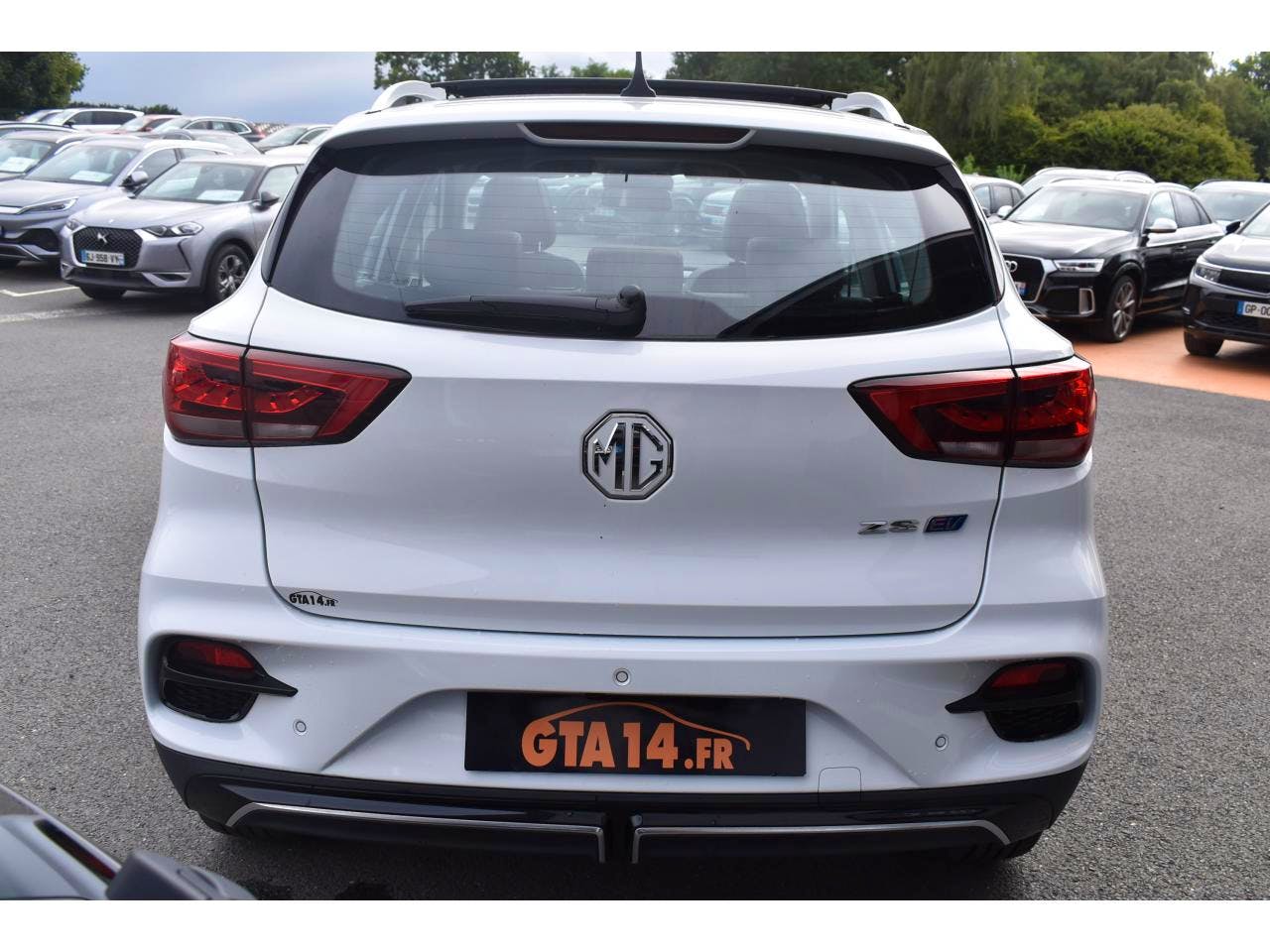 MG ZS  Autonomie Standard 51kWh - 130 kW 2WD Luxury occasion - Photo 18