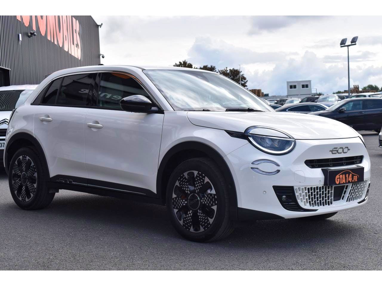 Fiat 600  1.2 Hybrid 100ch DCT6 La Prima occasion - Photo 20