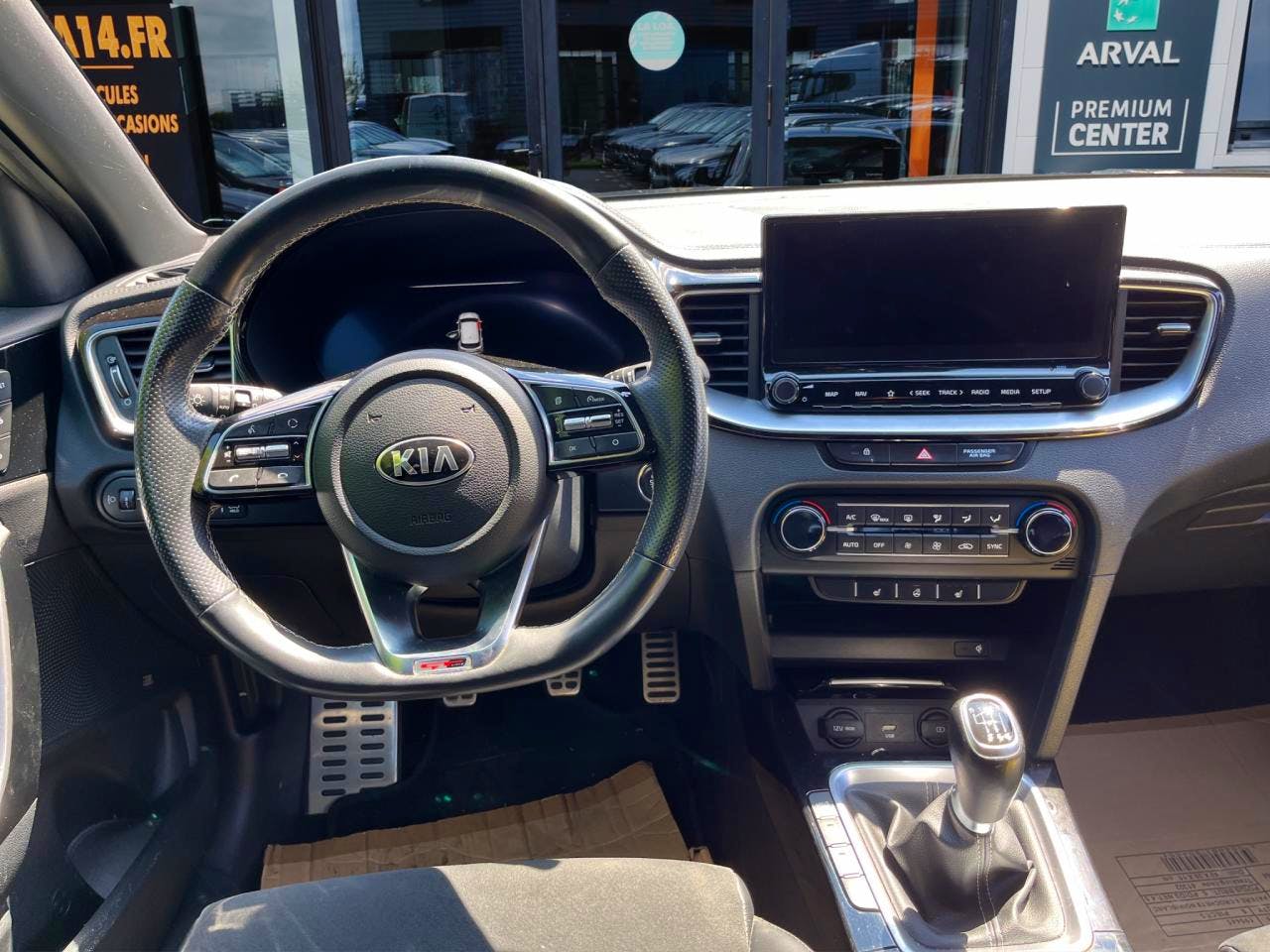 Kia Ceed SW  1.6 CRDi 136 ch MHEV iBVM6 GT Line Premium occasion - Photo 3
