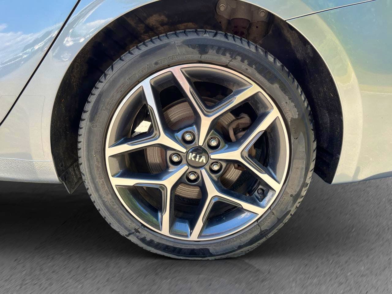Kia Ceed SW  1.6 CRDi 136 ch MHEV iBVM6 GT Line Premium occasion - Photo 4
