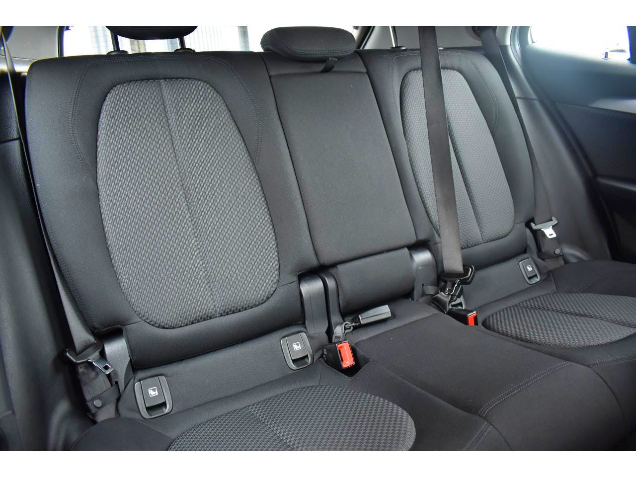 BMW X2  xDrive 25e 220 ch BVA6 F39 Business Design occasion - Photo 5