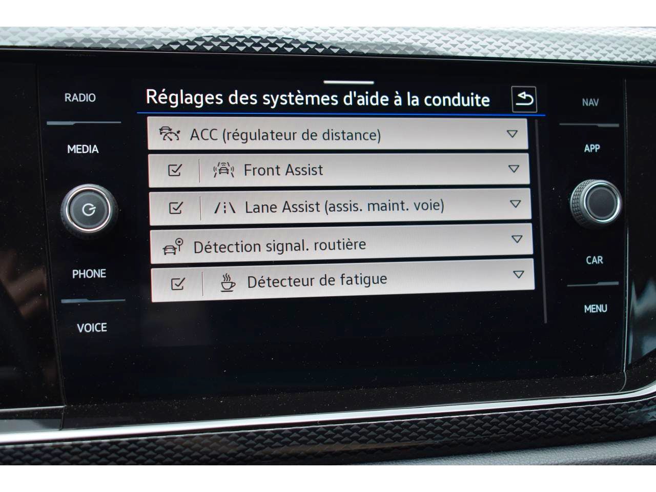 Volkswagen Taigo  1.0 TSI - 110 - Start&Stop - BV DSG 7  Life Plus occasion - Photo 31