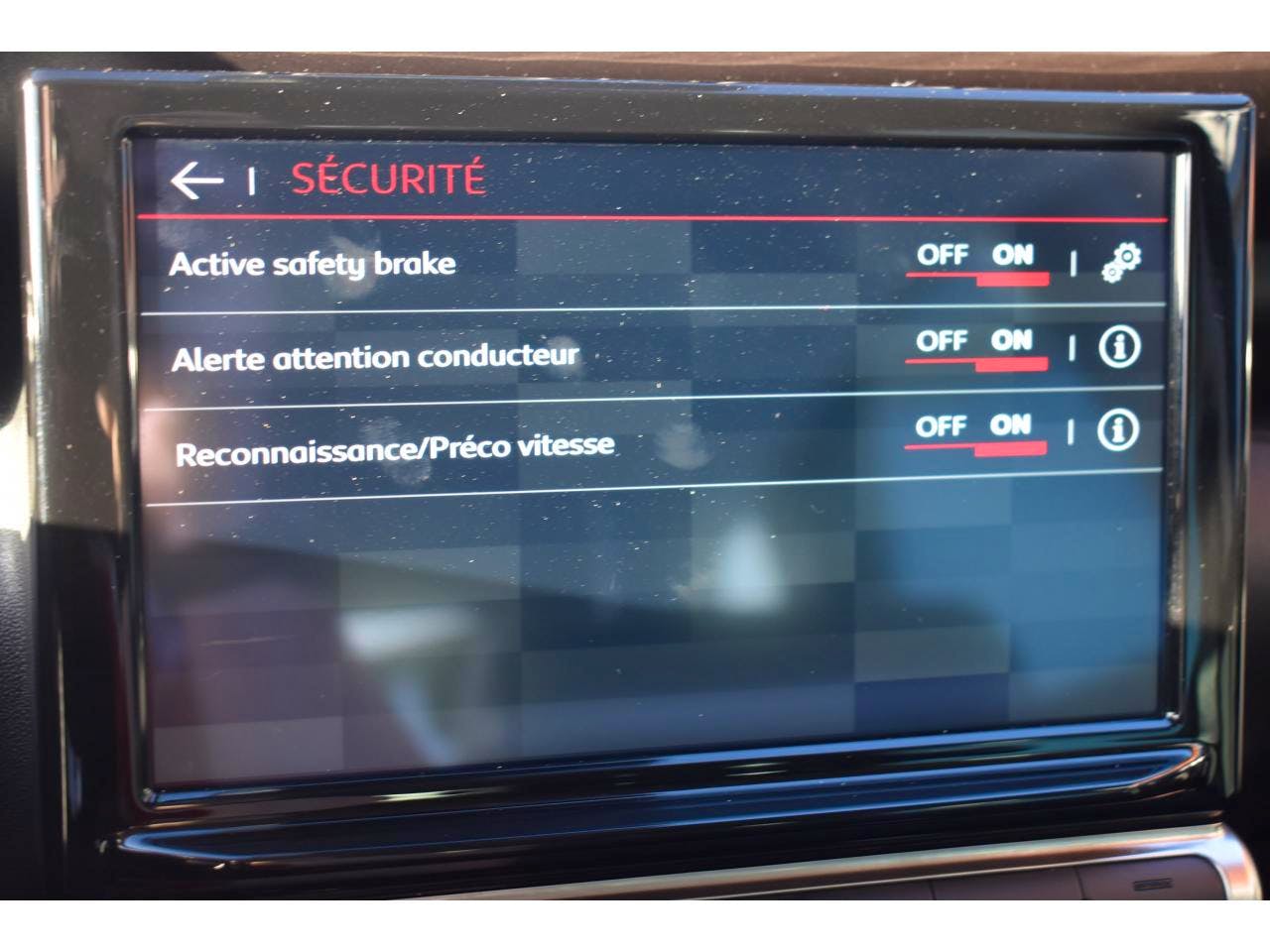 Citroën C3 Aircross  PureTech 110 S&S BVM6 Plus occasion - Photo 31