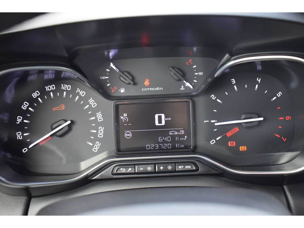 Citroën C3 Aircross  BlueHDi 110 S&S BVM6 Plus occasion - Photo 8
