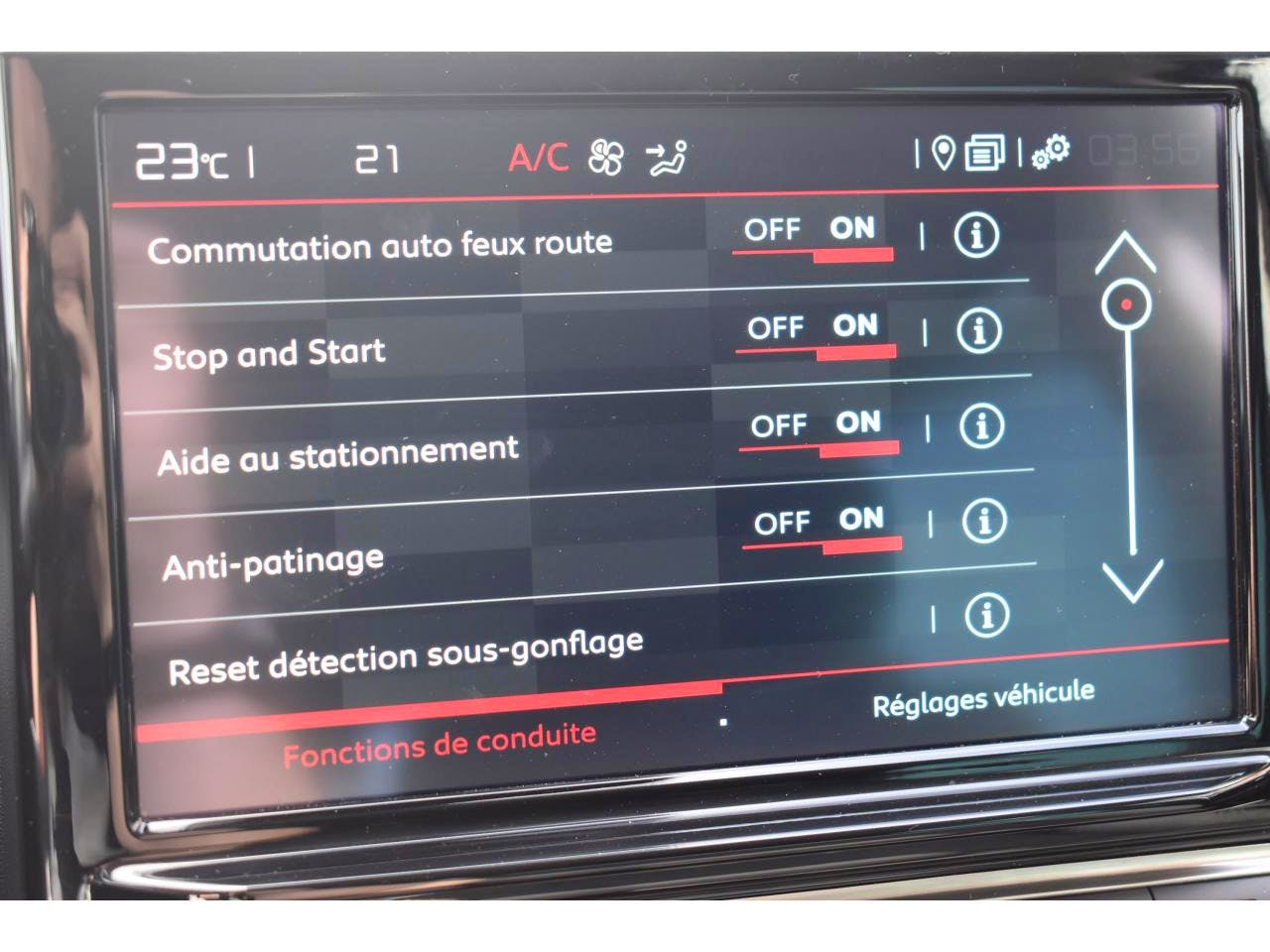 Citroën C3 Aircross  BlueHDi 110 S&S BVM6 Plus occasion - Photo 30