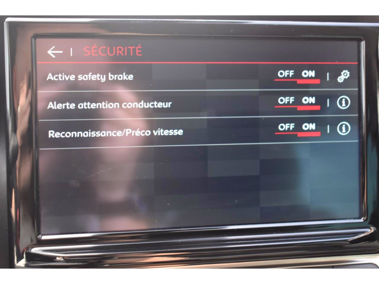Citroën C3 Aircross  BlueHDi 110 S&S BVM6 Plus occasion - Photo 31