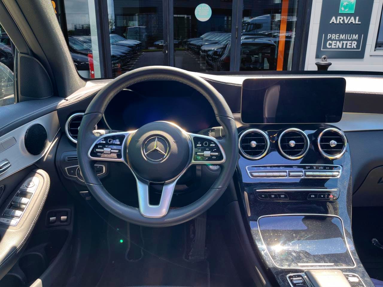 Mercedes Benz Classe GLC  GLC 300 e + Hybrid EQ Power - BVA 9G-Tronic  - BM X253 Business Line 4-Matic - BVA PHASE 2 occasion - Photo 3