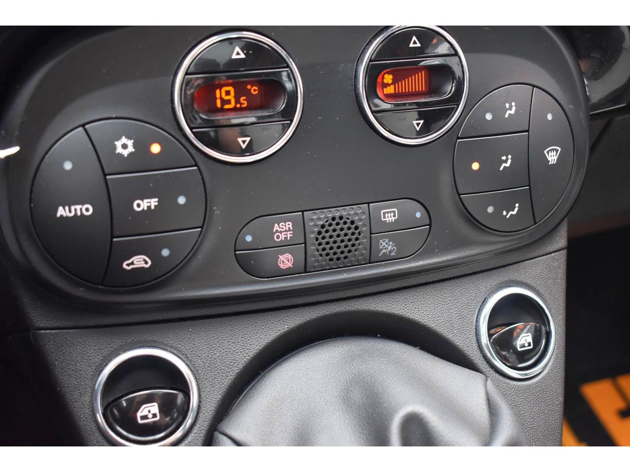 Fiat 500  1.0 70 ch Hybride BSG S/S Dolcevita Plus occasion - Photo 13