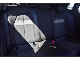 Audi A3 Sportback 45 TFSIe 245 S tronic 6 Competition occasion - Photo 5
