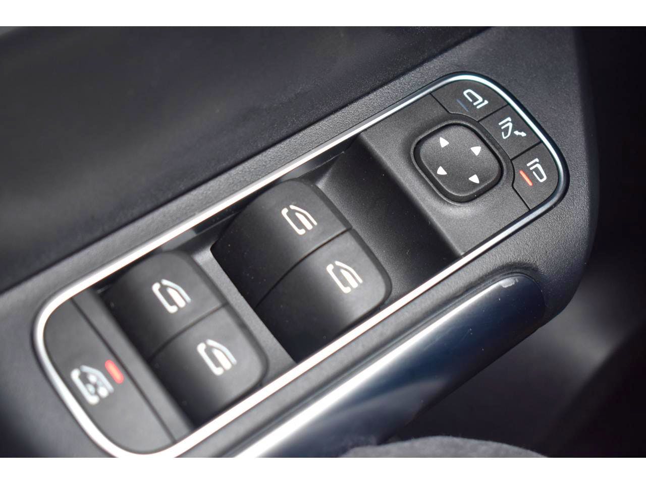 Mercedes Benz Classe GLA  200 d 8G-DCT AMG Line occasion - Photo 10