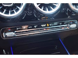 Mercedes Benz Classe GLA  200 d 8G-DCT AMG Line occasion - Photo 29