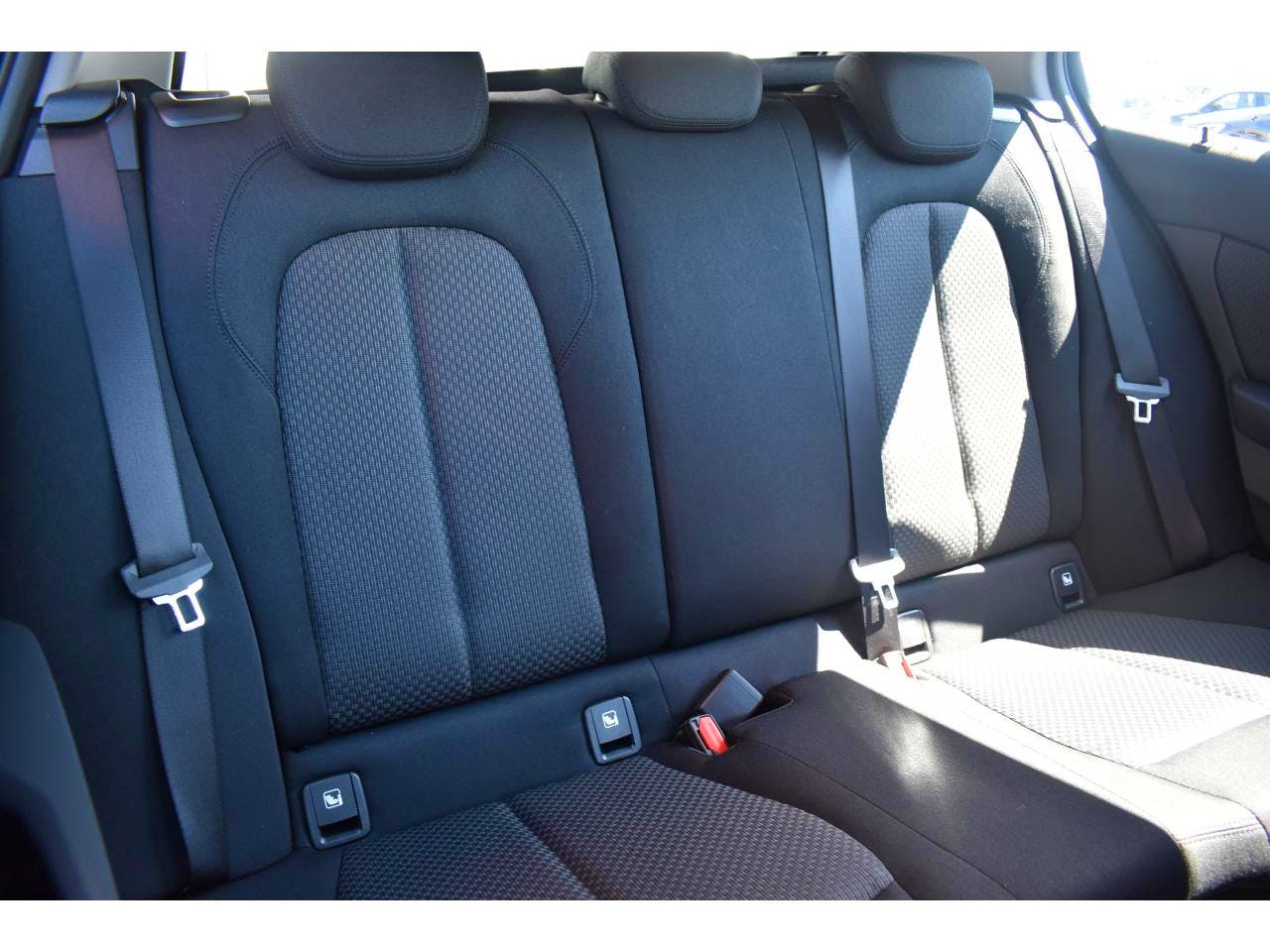 BMW Série 1  116i 109 ch DKG7 F40 BUSINESS DESIGN occasion - Photo 5