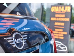 Mini Countryman  125+95 ch ALL4 BVA6 Cooper SE BUSINESS DESIGN occasion - Photo 19