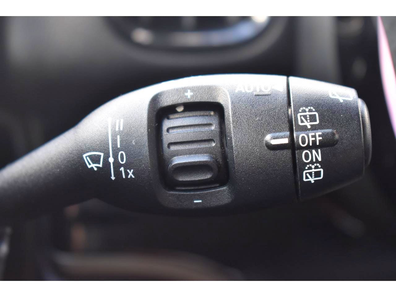 Mini Countryman  125+95 ch ALL4 BVA6 Cooper SE BUSINESS DESIGN occasion - Photo 26