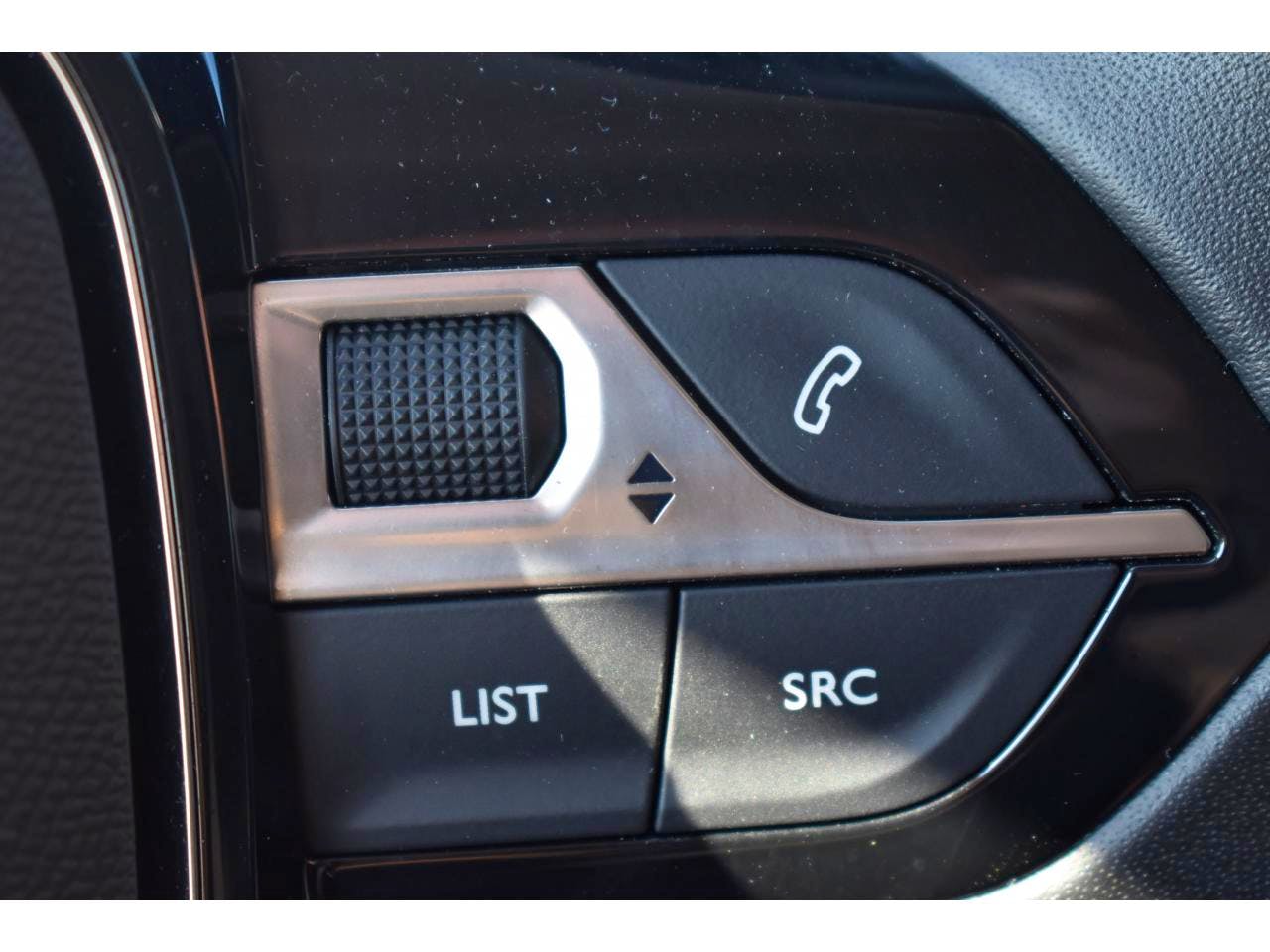 Peugeot e-208  50 kWh 136ch Active Business occasion - Photo 22