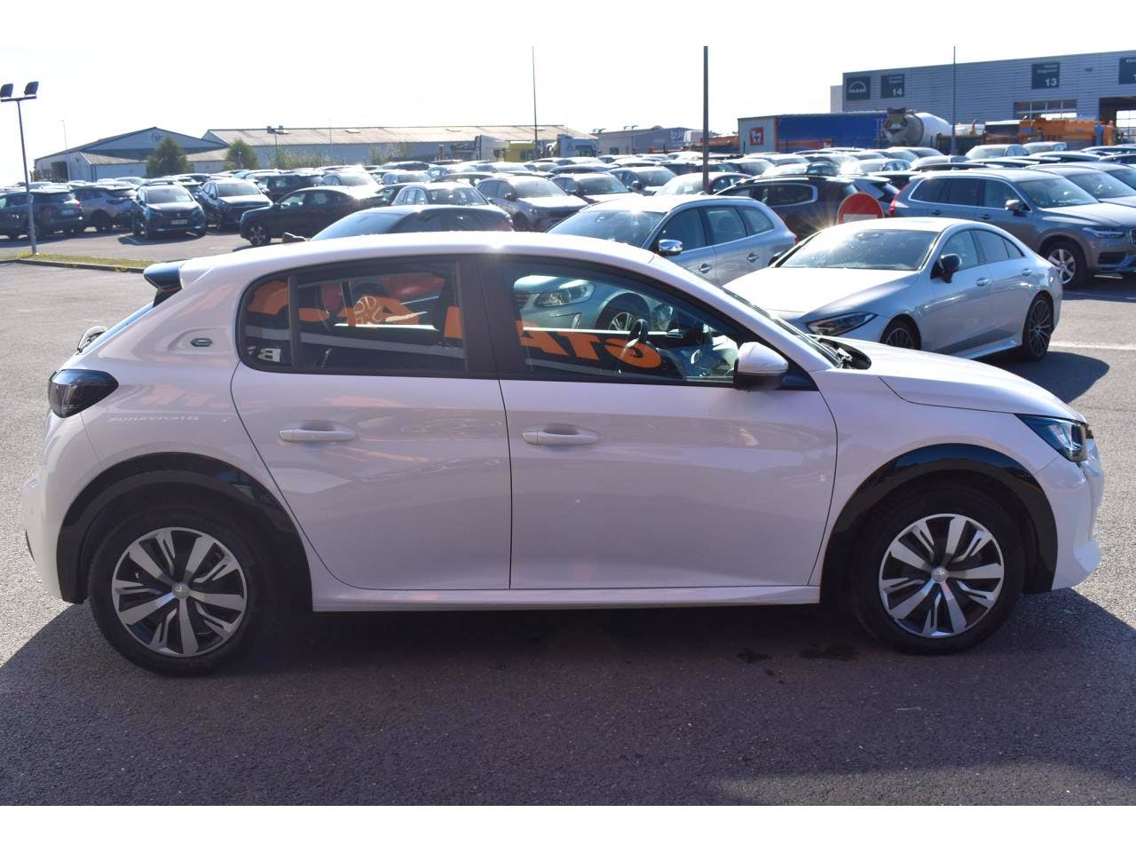Peugeot e-208  50 kWh 136ch Active Business occasion - Photo 4