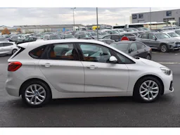 BMW Série 2 225xe 220 ch BVA6 F45 LCI Business Design occasion - Photo 4