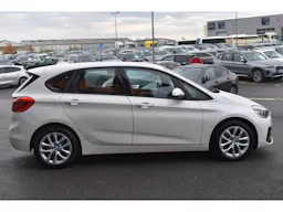 BMW Série 2  225xe 220 ch BVA6 F45 LCI Business Design occasion - Photo 4