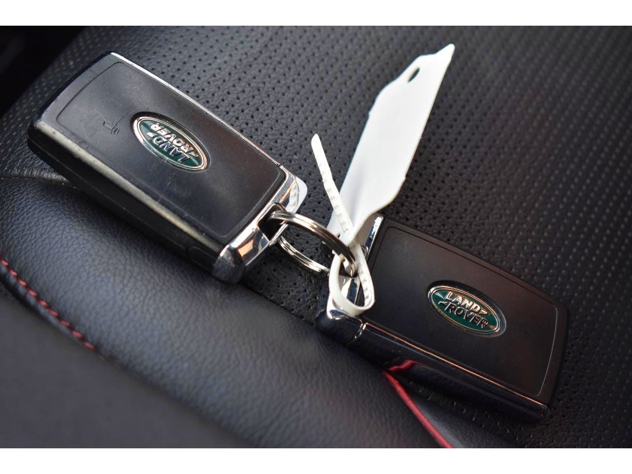 Land Rover Discovery Sport  1.5 P300e - BVA  R-Dynamic SE PHASE 2 occasion - Photo 33