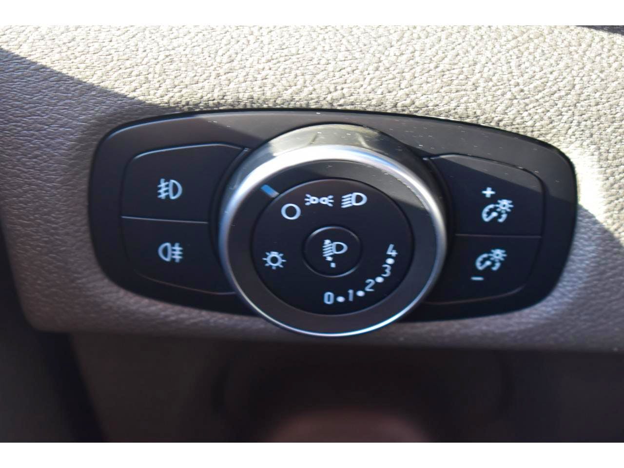 Ford Transit Custom  280 L1H1 2.0 ECOBLUE 130 TREND BUSINESS occasion - Photo 14