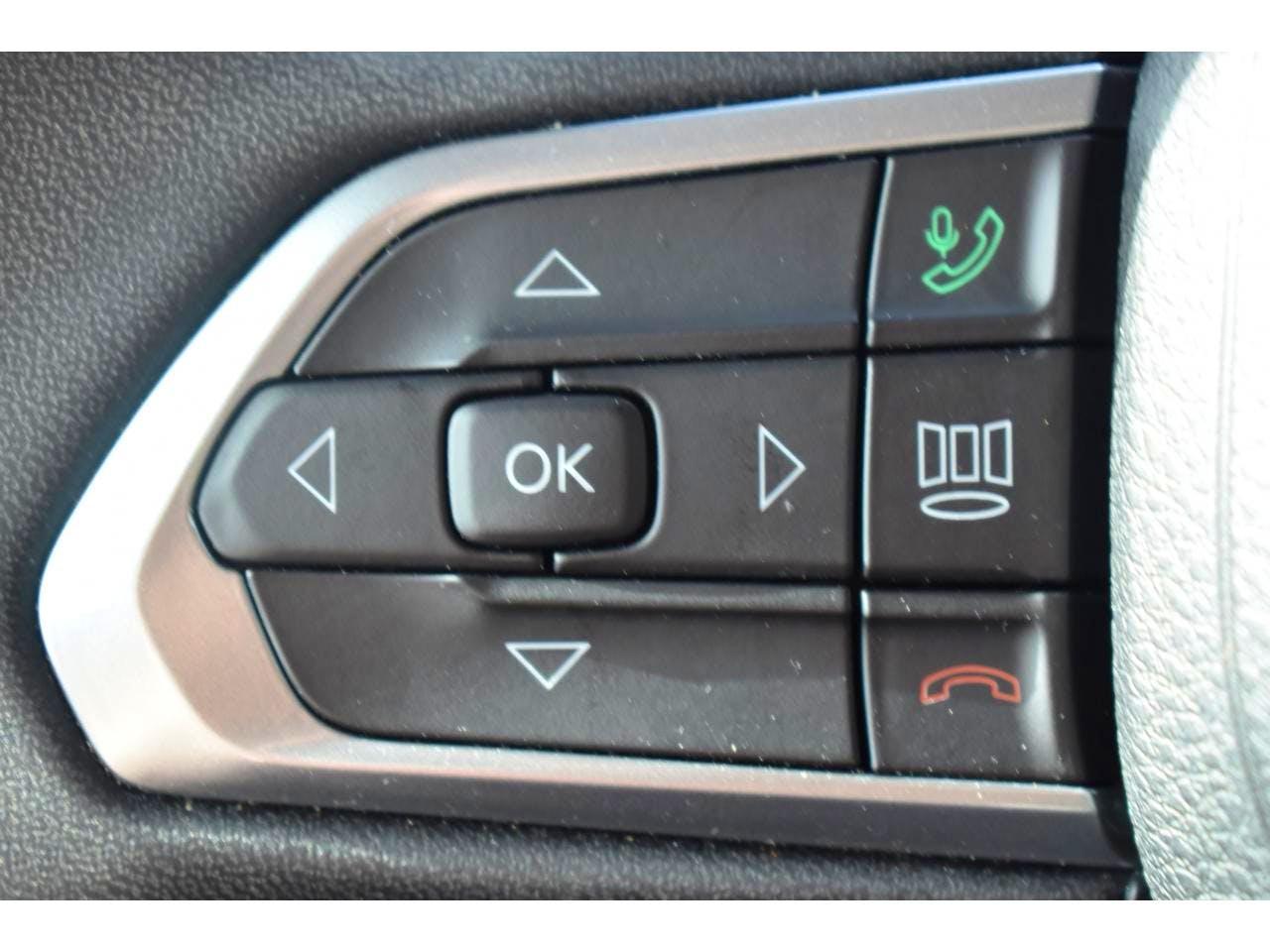 Jeep Renegade  1.5 Turbo T4 130 ch BVR7 e-Hybrid Altitude occasion - Photo 23