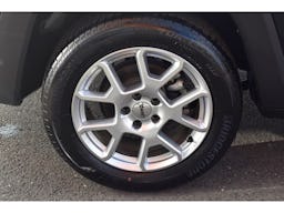 Jeep Renegade  1.5 Turbo T4 130 ch BVR7 e-Hybrid Altitude occasion - Photo 39