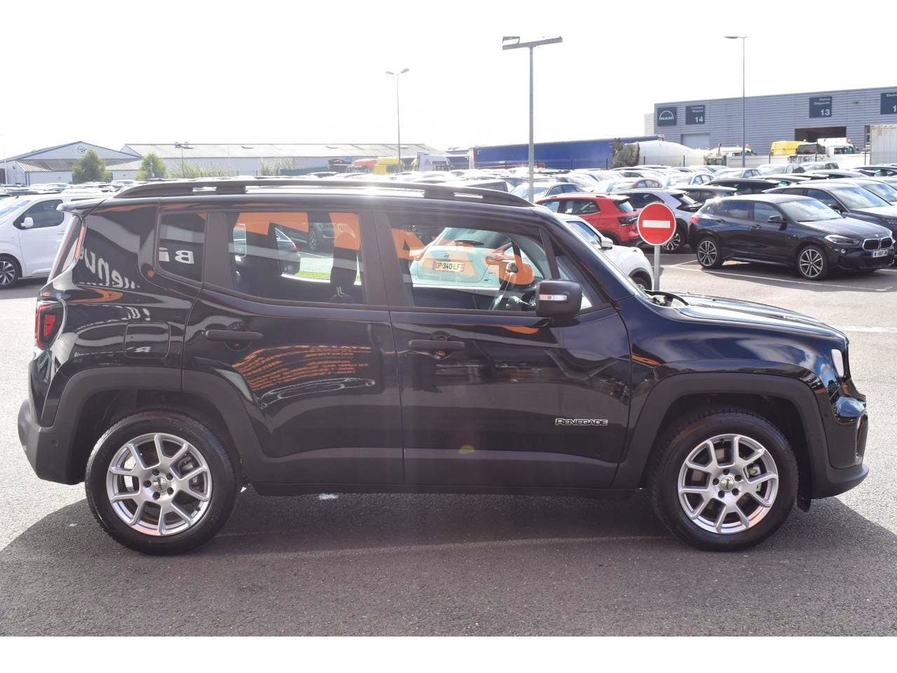 Jeep Renegade  1.5 Turbo T4 130 ch BVR7 e-Hybrid Altitude occasion - Photo 4