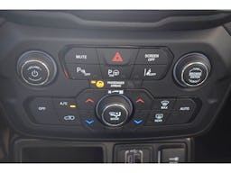 Jeep Renegade 1.5 Turbo T4 130 ch BVR7 e-Hybrid Altitude occasion - Photo 13