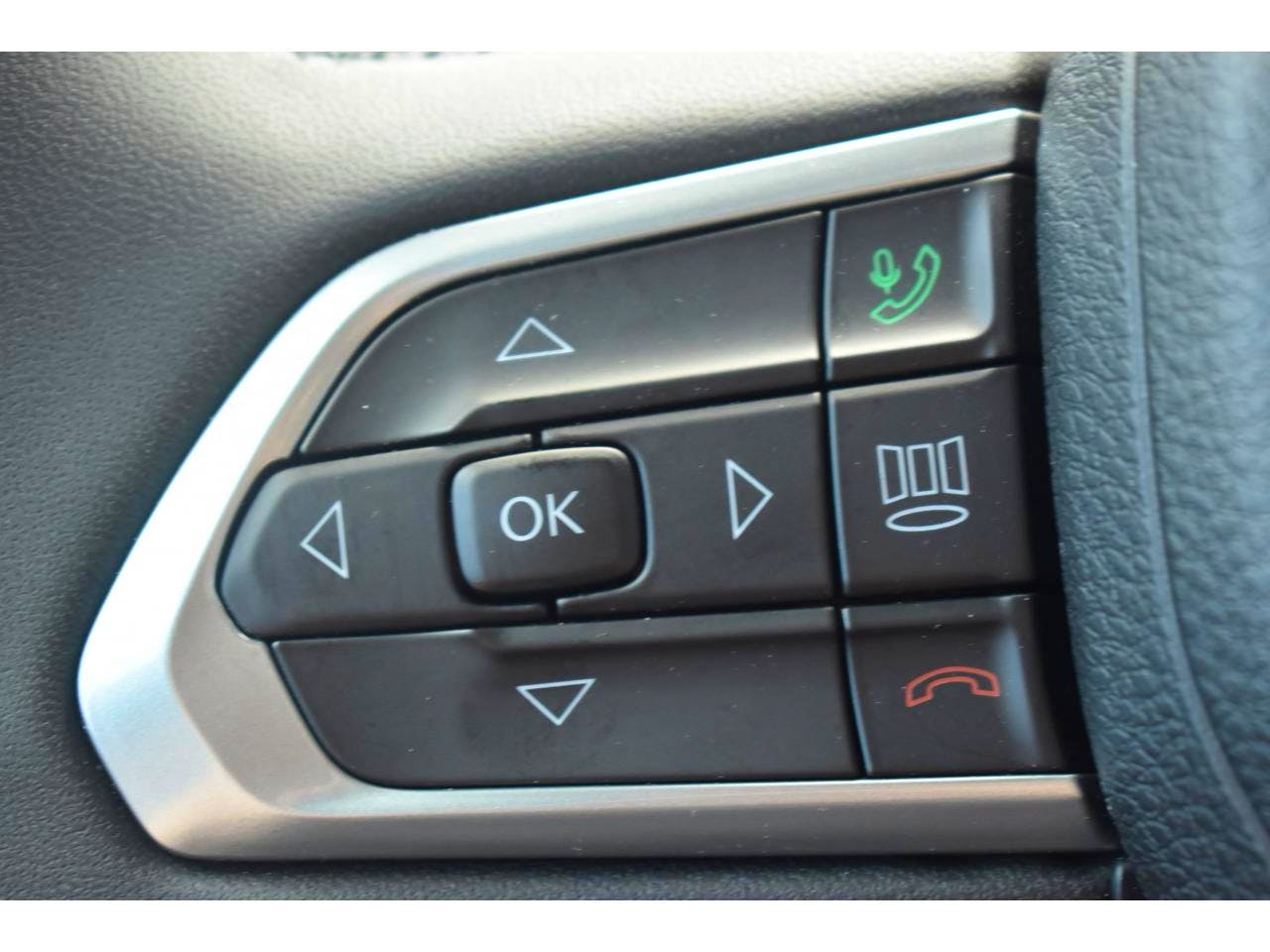 Jeep Renegade  1.5 Turbo T4 130 ch BVR7 e-Hybrid Altitude occasion - Photo 22