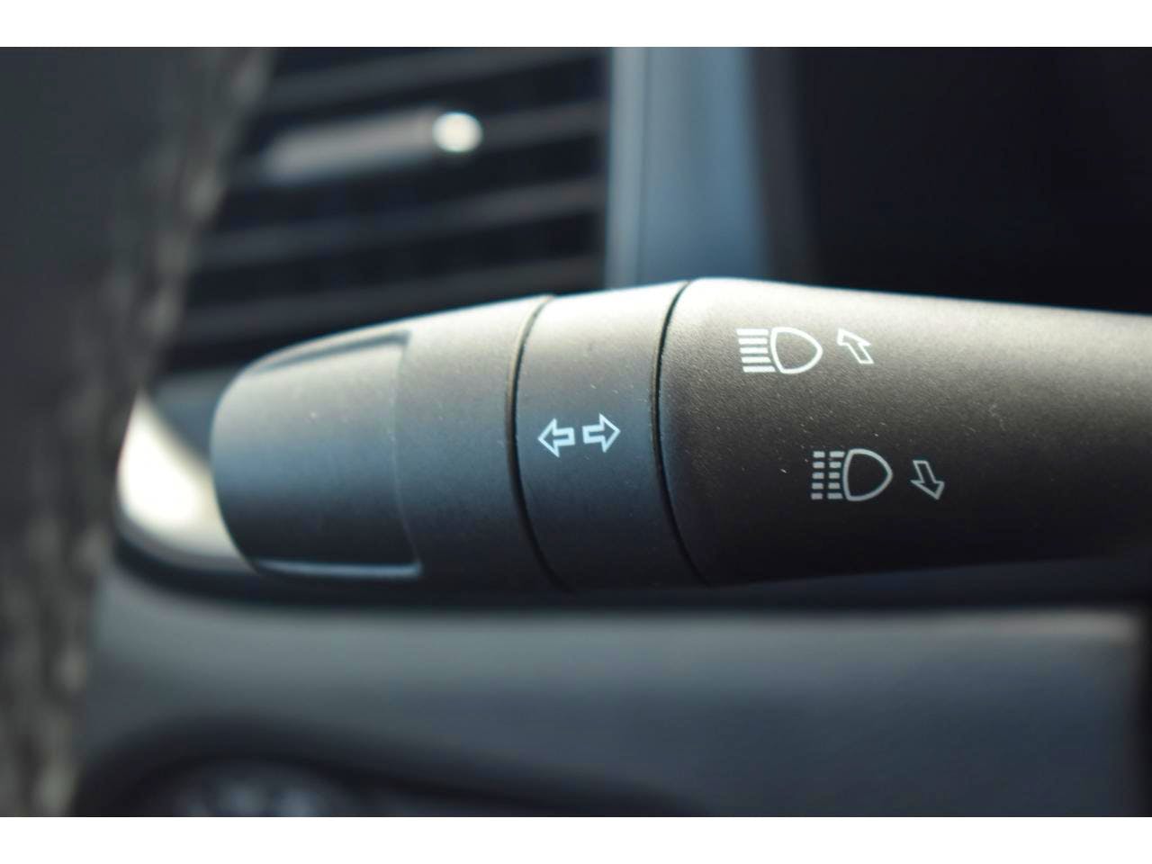 Jeep Renegade  1.5 Turbo T4 130 ch BVR7 e-Hybrid Altitude occasion - Photo 24