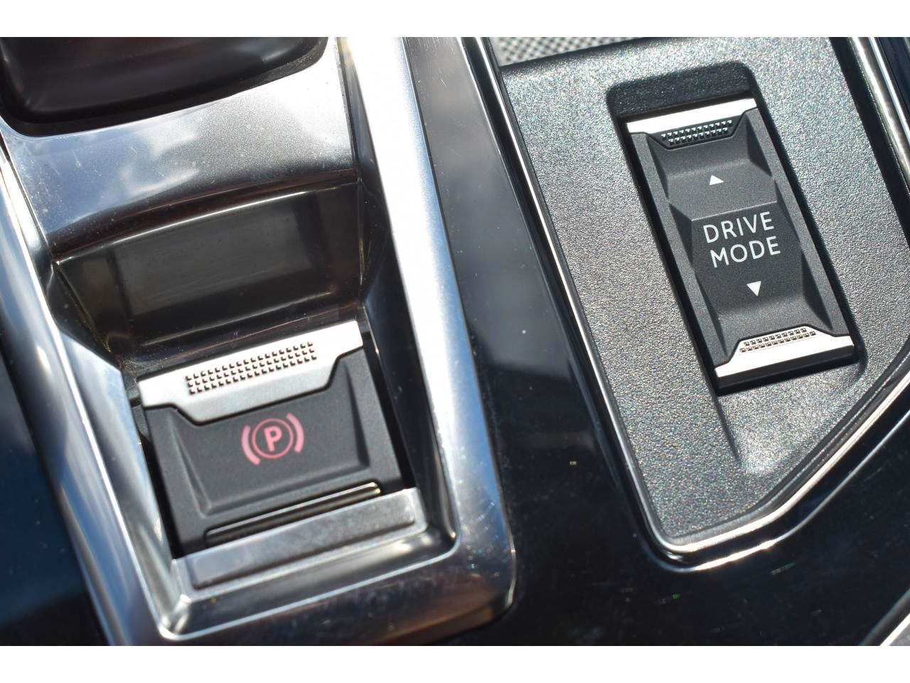 Peugeot 3008  Hybrid 225 e-EAT8 Allure Business occasion - Photo 38