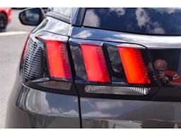 Peugeot 3008  Hybrid 225 e-EAT8 Allure Business occasion - Photo 45