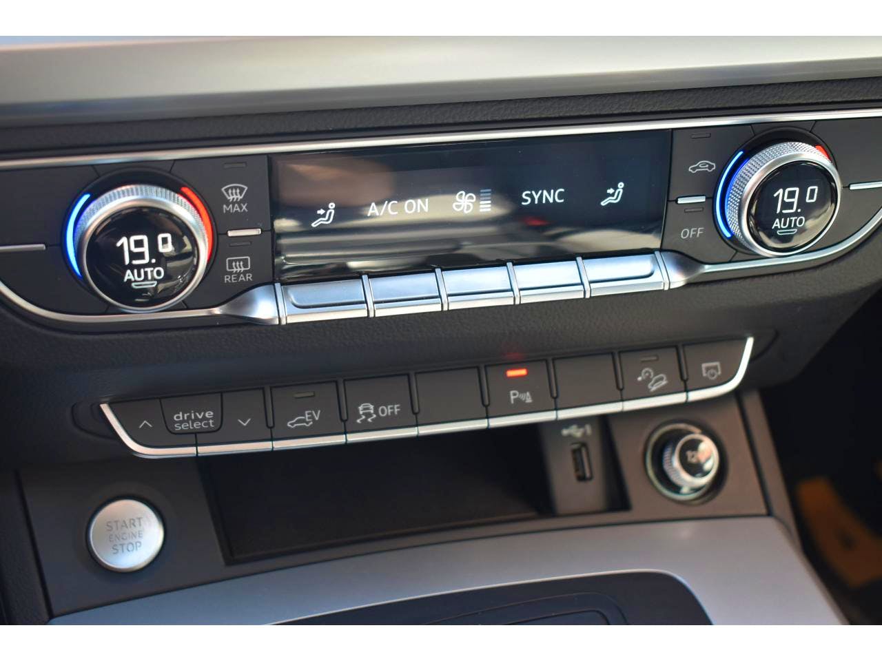 Audi Q5  50 TFSI e 299 S tronic 7 Quattro Business Executive occasion - Photo 13