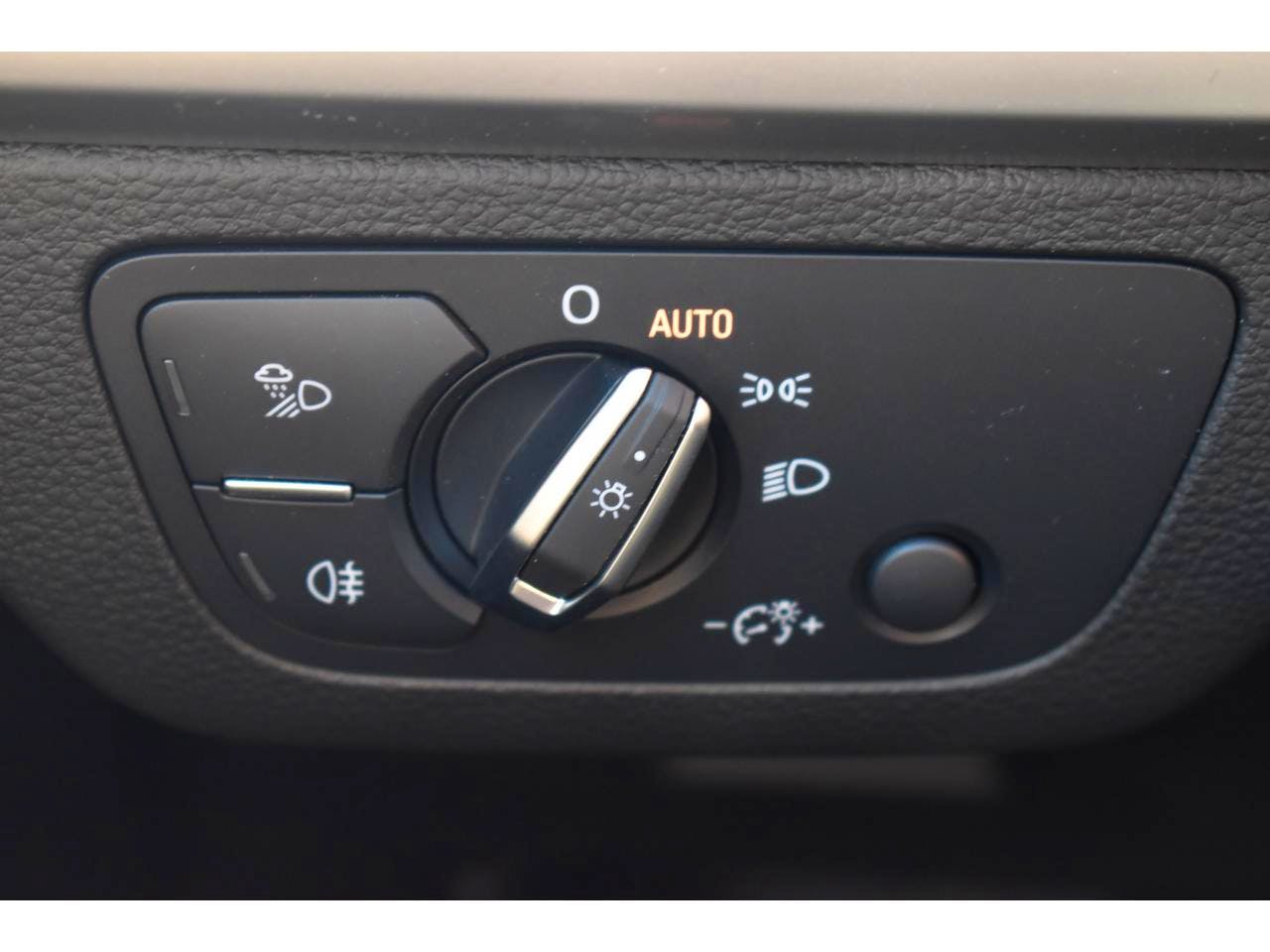 Audi Q5  50 TFSI e 299 S tronic 7 Quattro Business Executive occasion - Photo 21