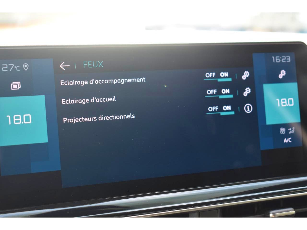 Citroën C5 Aircross  225 e-EAT8 Shine occasion - Photo 31