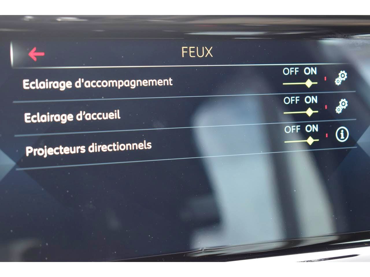 DS DS 7 Crossback  PureTech 180 EAT8 Business occasion - Photo 32