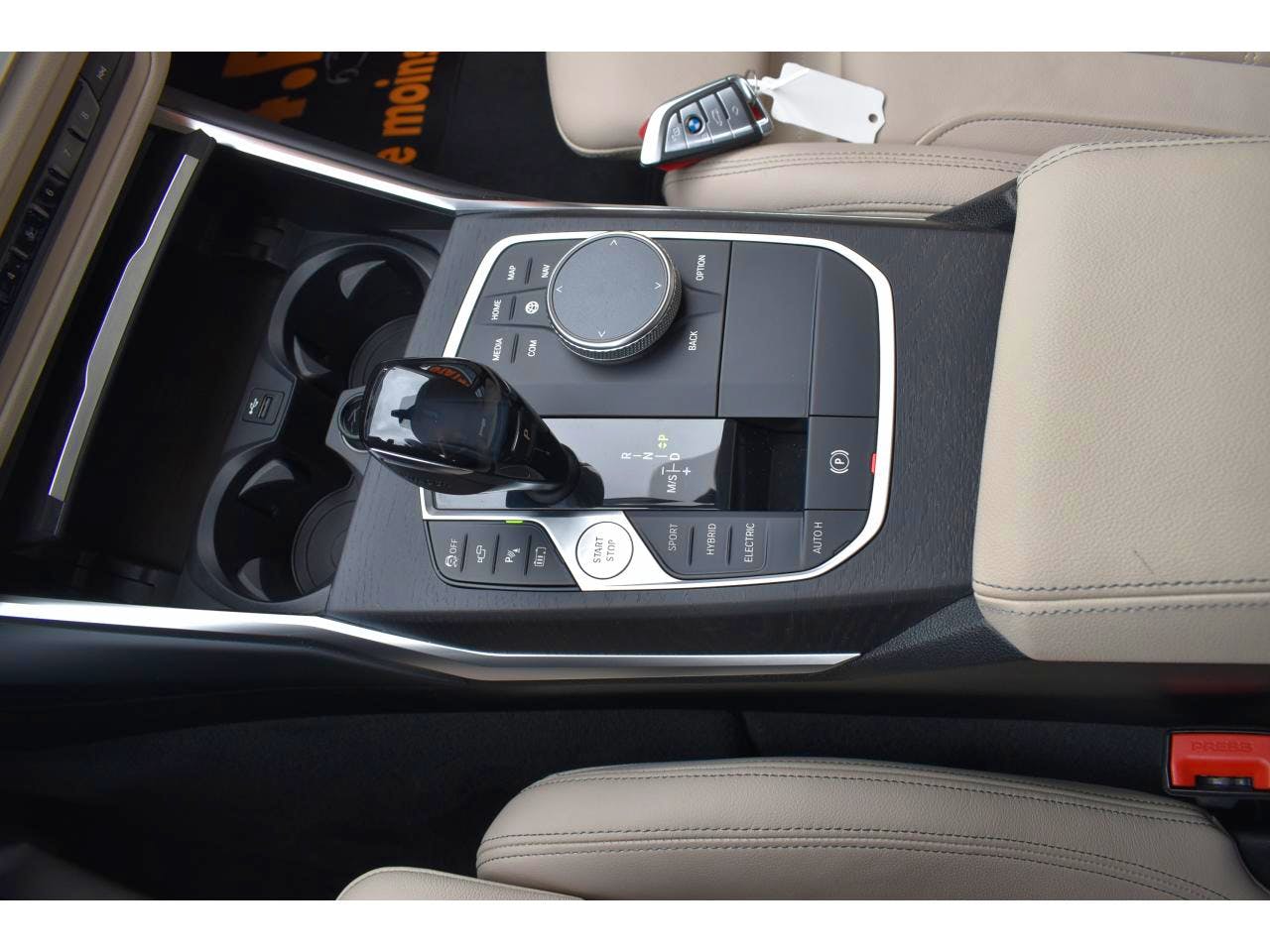 BMW Série 3  330e Luxury - BVA occasion - Photo 13