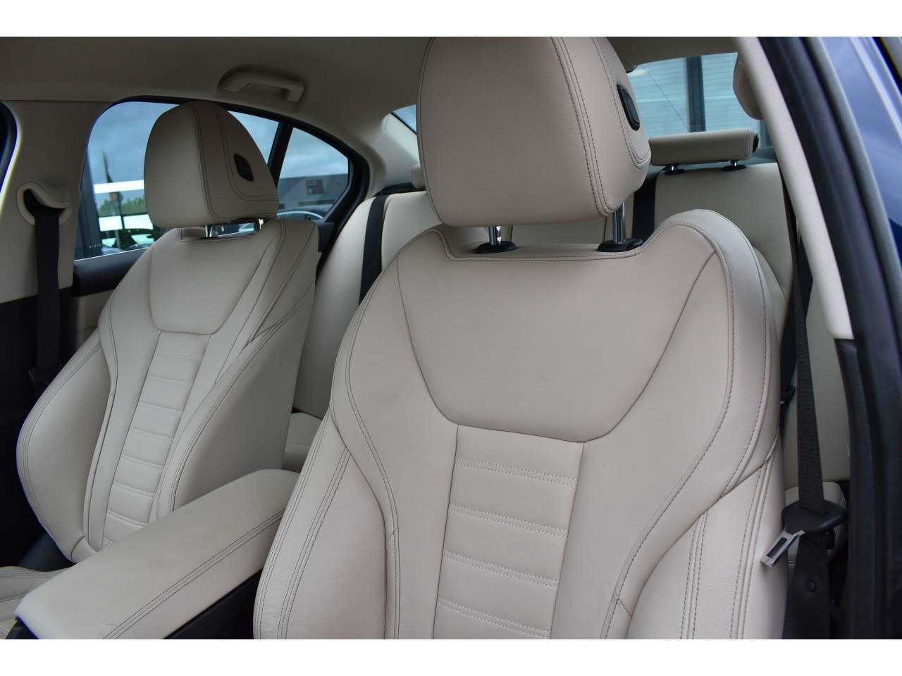 BMW Série 3  330e Luxury - BVA occasion - Photo 14